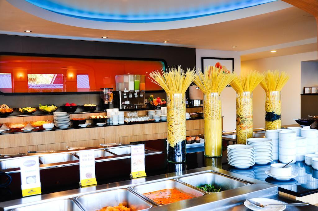 Flipper Lodge Hotel - Sha Extra Plus Pattaya Ngoại thất bức ảnh