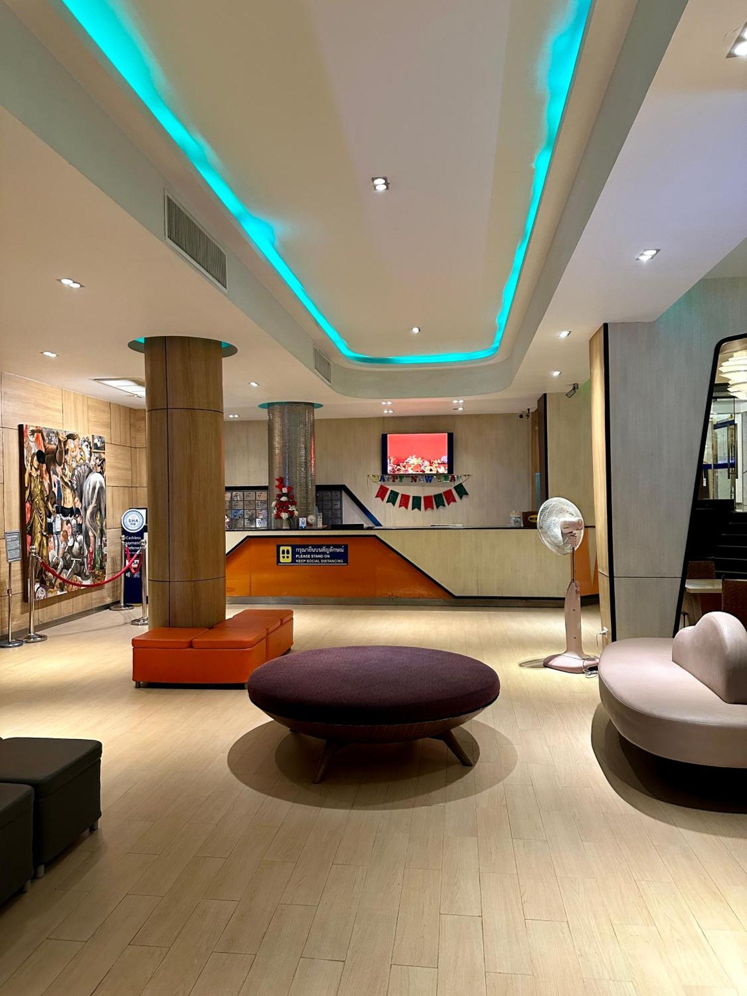 Flipper Lodge Hotel - Sha Extra Plus Pattaya Ngoại thất bức ảnh